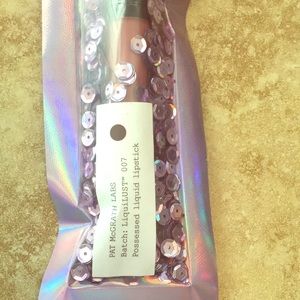 Pat McGrath Liquilust liquid lipstick- Possessed